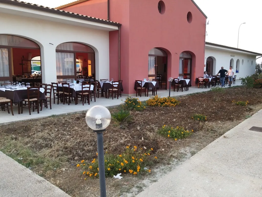 Ristorante Pizzeria Grotta Perciata_Tonnara di Bonagia_slider_image_2