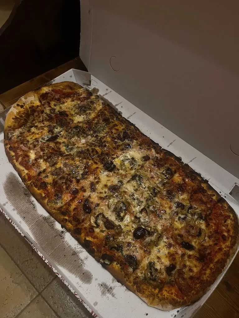 Pizza Planet_Tonnara di Bonagia_slider_image_3