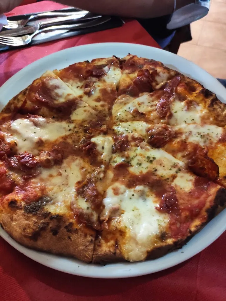 Gaspare D'Anna_Pizzeria Ristorante Moyen Age_Tonnara di Bonagia_review