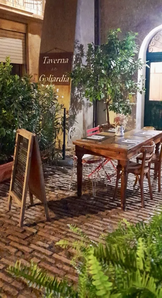 Taverna della Goliardia restaurant in Magliano