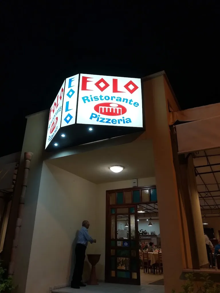 Eolo Ristorante Pizzeria_Tre Fontane_slider_image_1