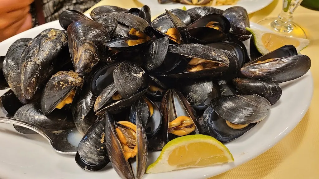 Eolo Ristorante Pizzeria_Tre Fontane_slider_image_3