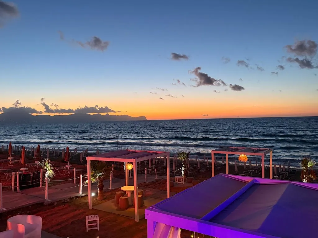 Karin Nirak_Mamaita's Club & Restaurant_Trappeto_review