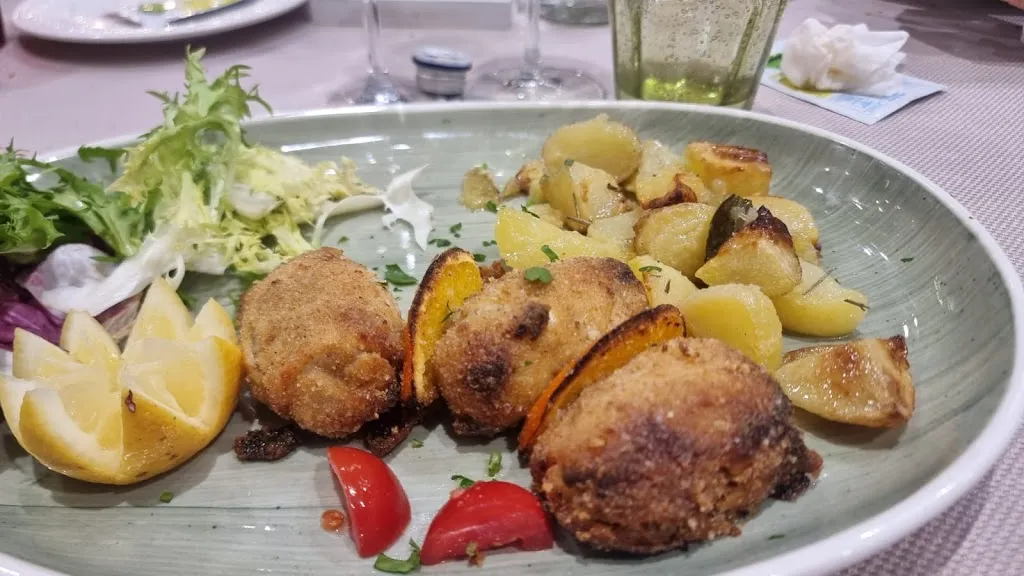 Gloria Ferrante_Al Nespolo - Ristorante Pizzeria_Trabia_review