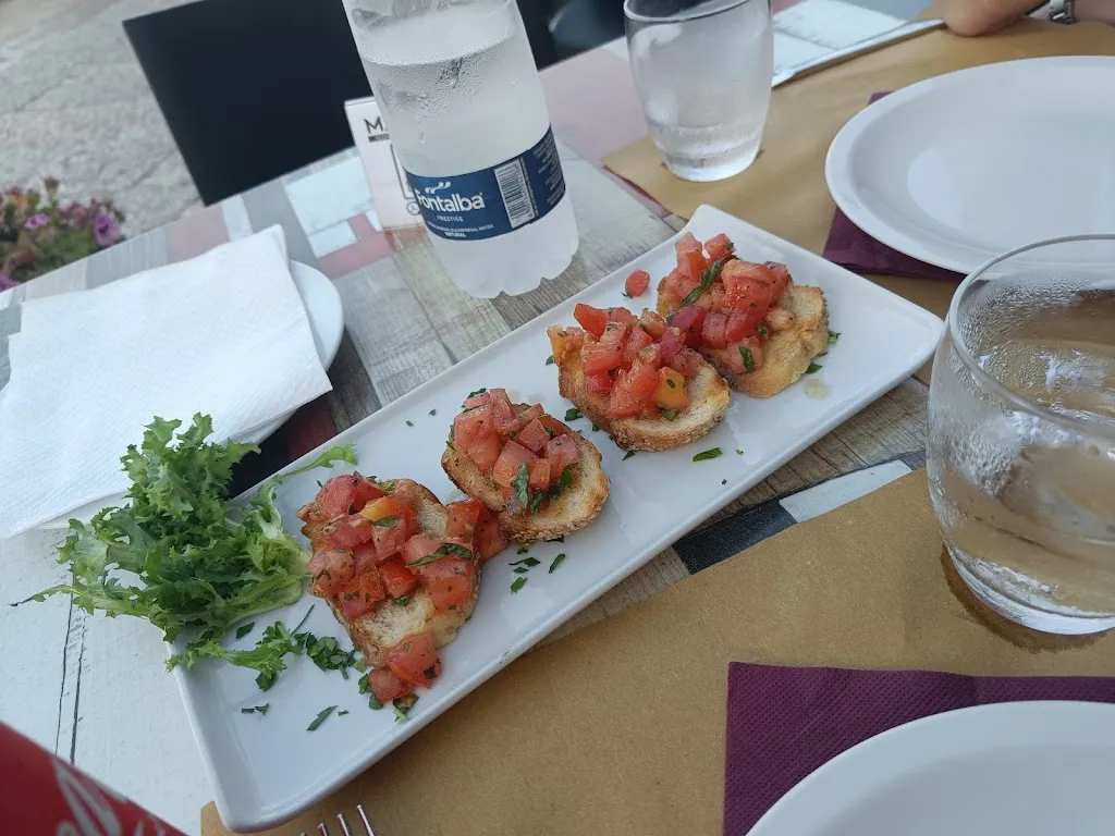 Gitte Åstradsson_Madosa_Trabia_review