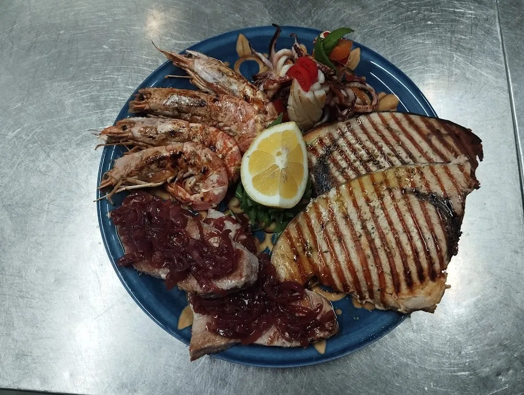 Aquila Reale di Lo Bono Antonino e Nancy_Trabia_slider_image_3