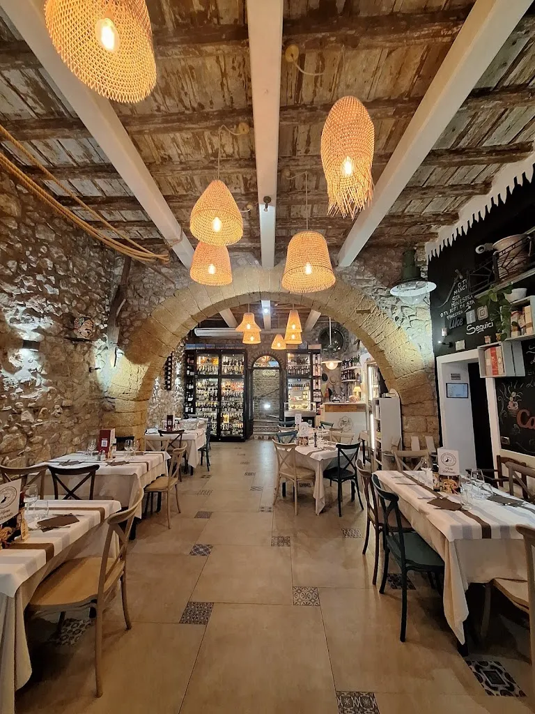 Altro Che Pizza Di Tofano Salvatore restaurant in Trabia