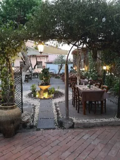 Osteria I Saponari_Trecastagni_slider_image_1