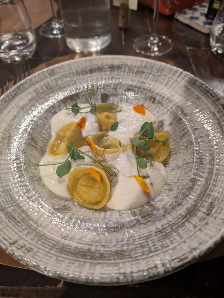 L'Osteria di Cantine Nicosia_Trecastagni_slider_image_2