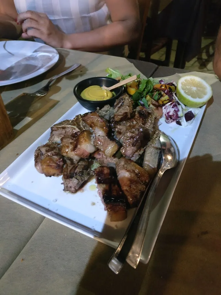 George Catinean_MōMA • Beef Club_Tremestieri Etneo_recensione