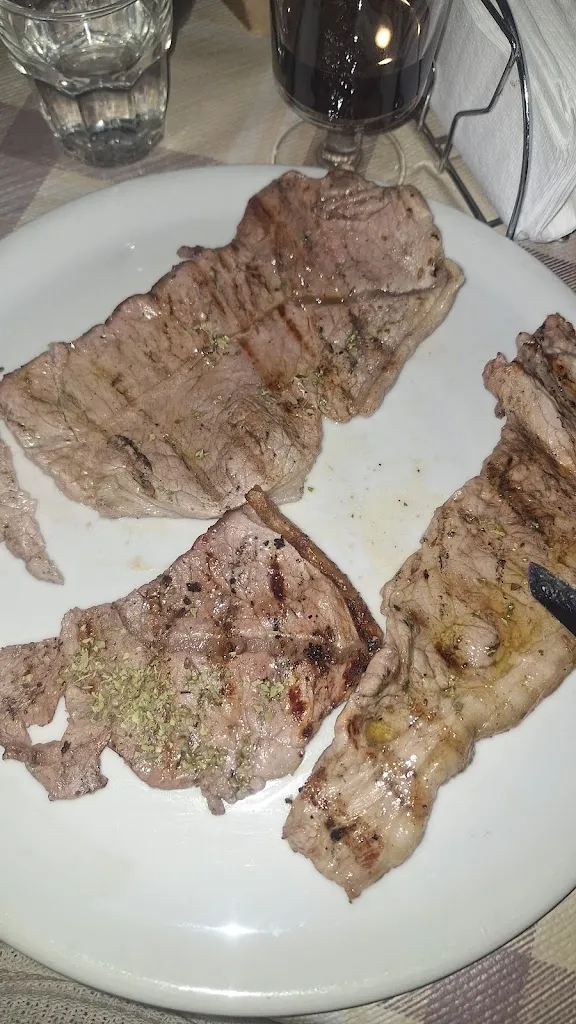 Simona Isaia_L'Oleandro Trattoria Pizzeria_Tremestieri Etneo_review