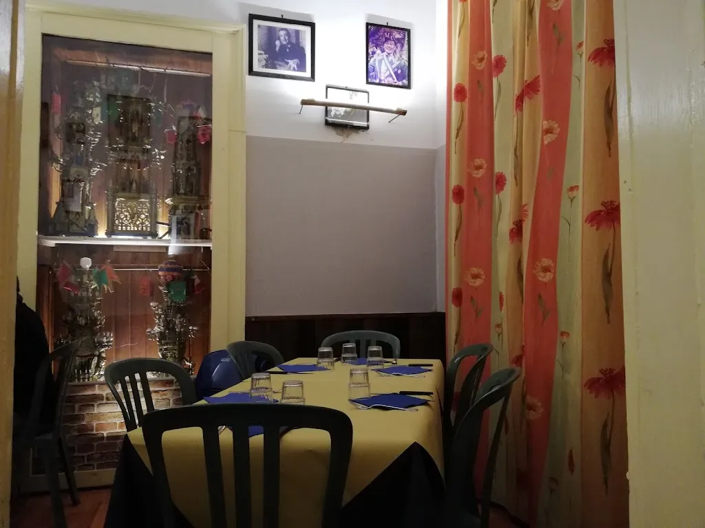 Nicole Lina_L'Oleandro Trattoria Pizzeria_Tremestieri Etneo_review