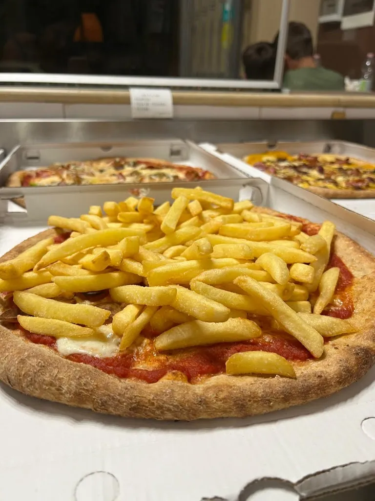 Pizzeria A Cuttigghiara_Tremestieri Etneo_slider_image_3