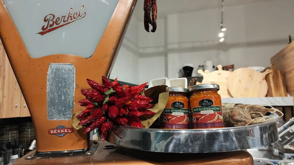 Menu_Serrano Salumeria Alcolica_Tremestieri Etneo_image_4