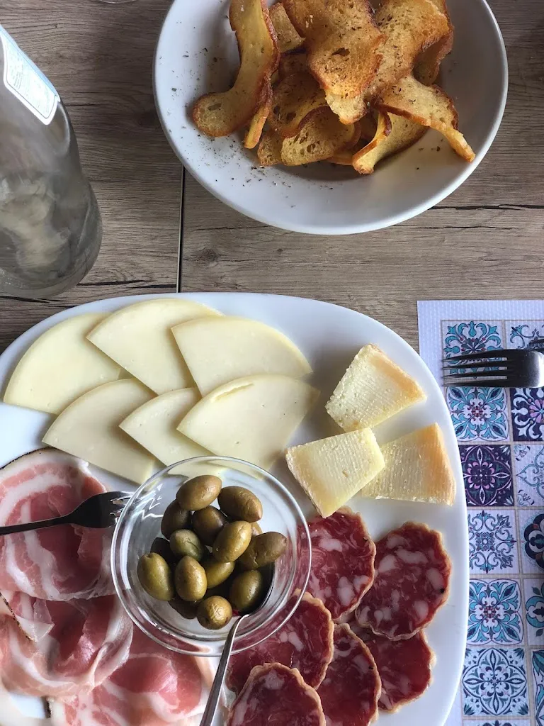 DANIELE REITANO_Keria_Ucria_review