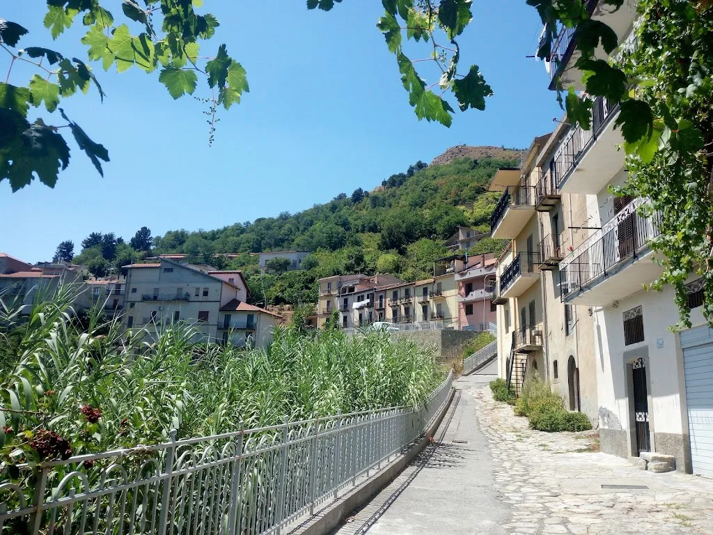 Bar Ponzo_Ucria_slider_image_3