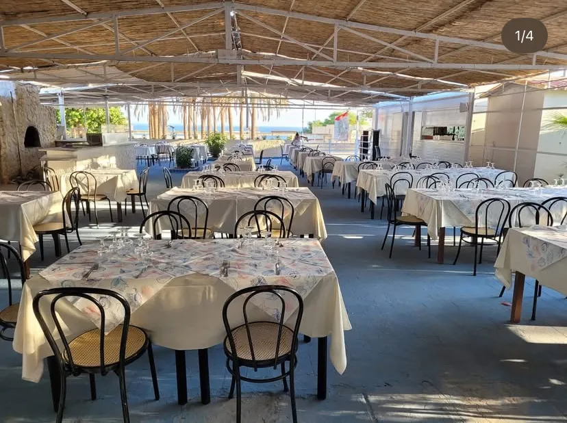 New Piano Bar restaurant in Triscina