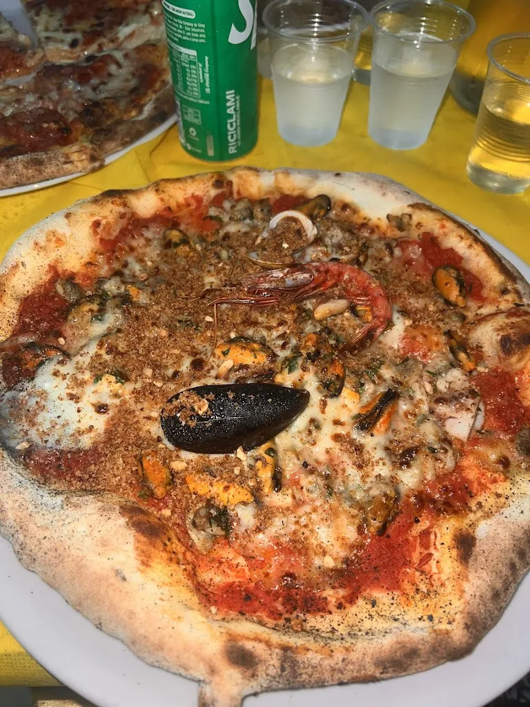 Natasha_Pizzeria da Giovanni_Triscina_review