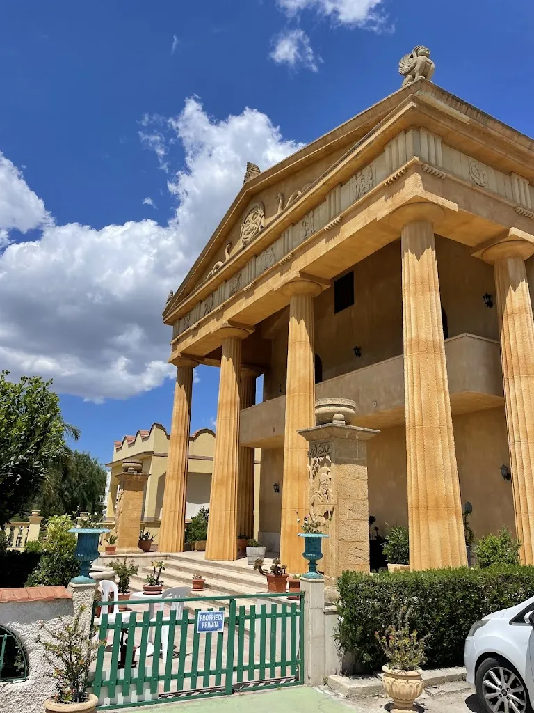 Laura Lecuyer_Athena Camping & Restaurant_Triscina_review