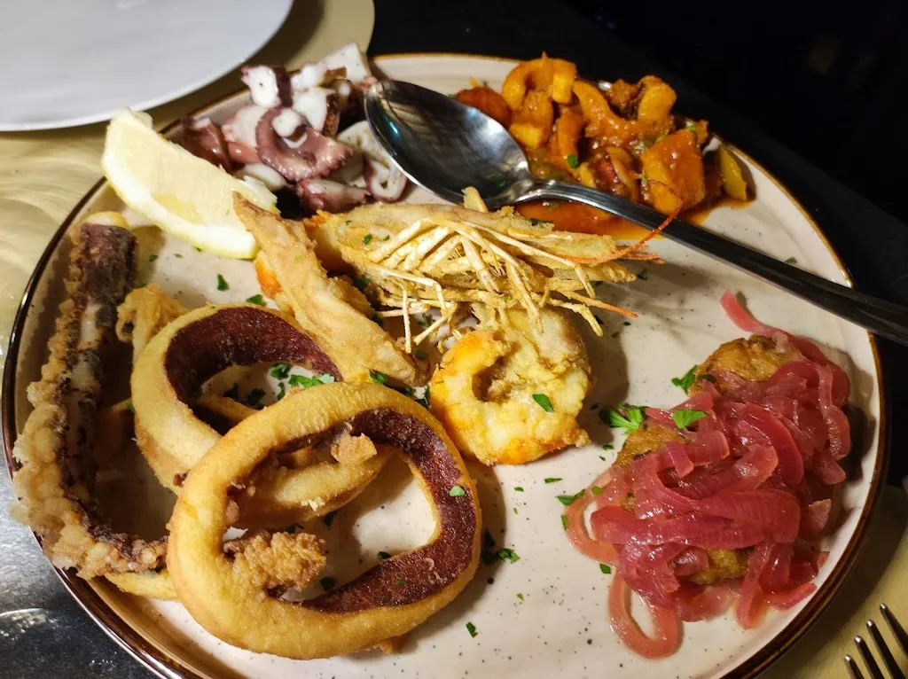 Federica Casablanca_Tavernacolo Ustica_Ustica_review