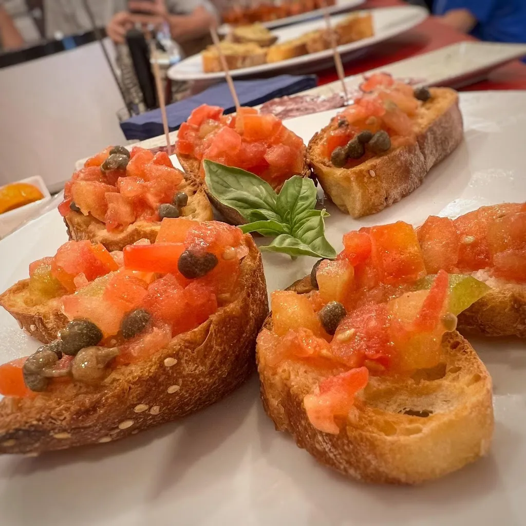 Tavernacolo Ustica_Ustica_slider_image_2