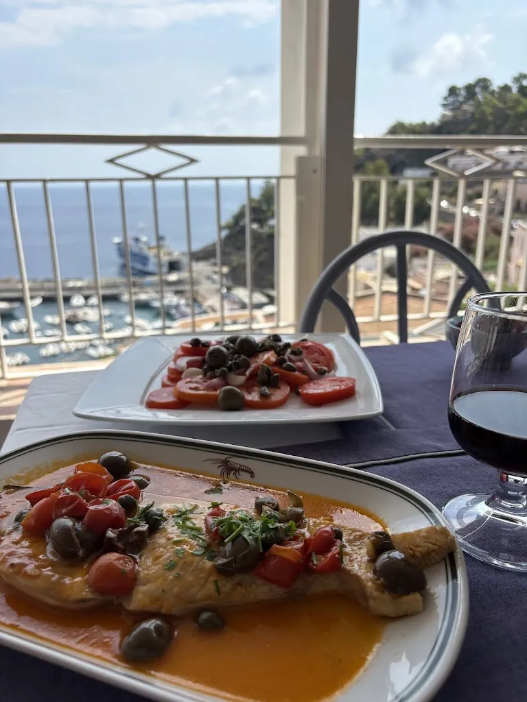 Luna D'amico_Trattoria Ariston da Angelo_Ustica_review