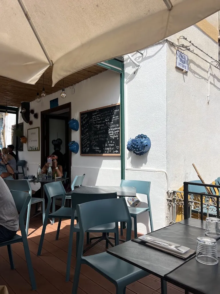 Trattoria Il Terrazzino_Ustica_slider_image_2