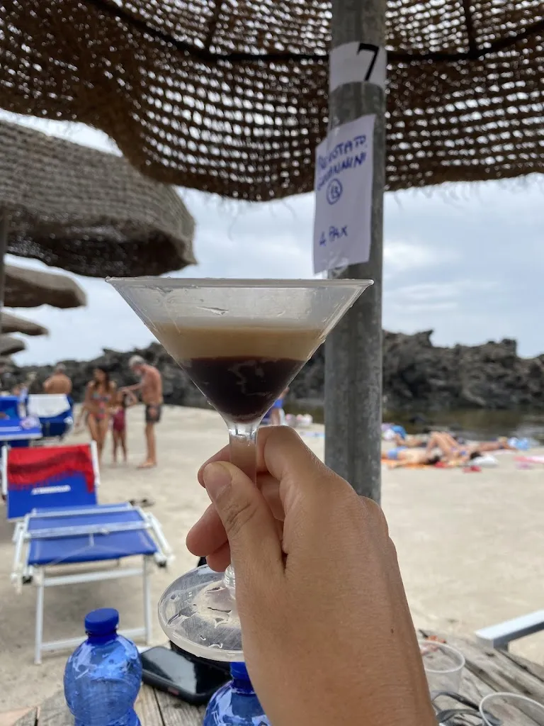 Cristina Pons Villargordo_Il Faro Solarium_Ustica_review