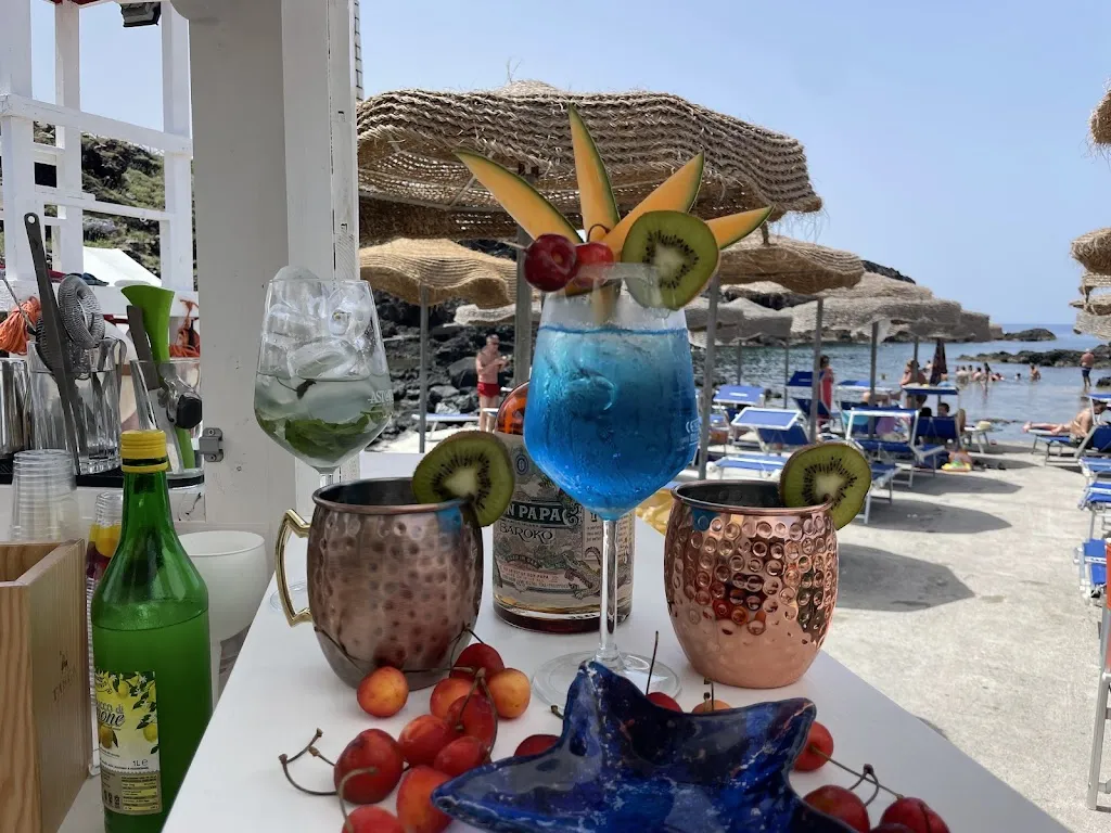 Il Faro Solarium_Ustica_slider_image_3