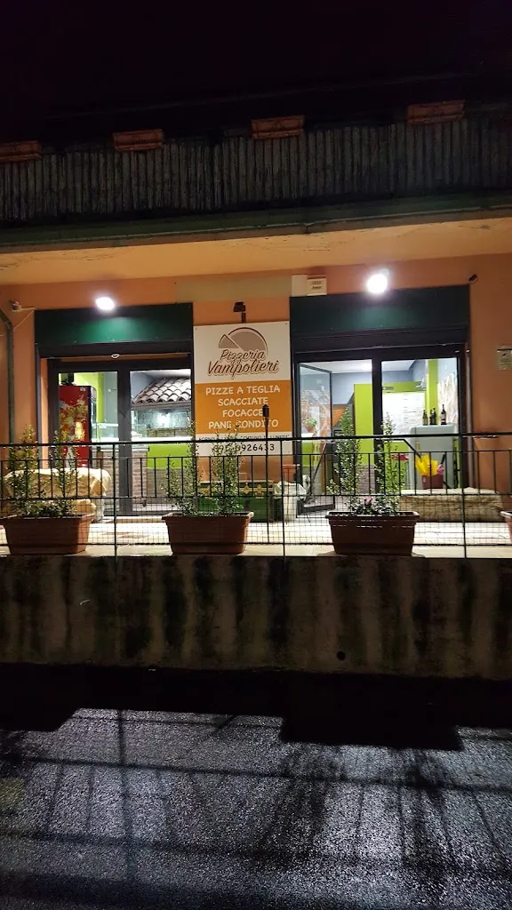 Pizzeria Vampolieri restaurant in Vambolieri
