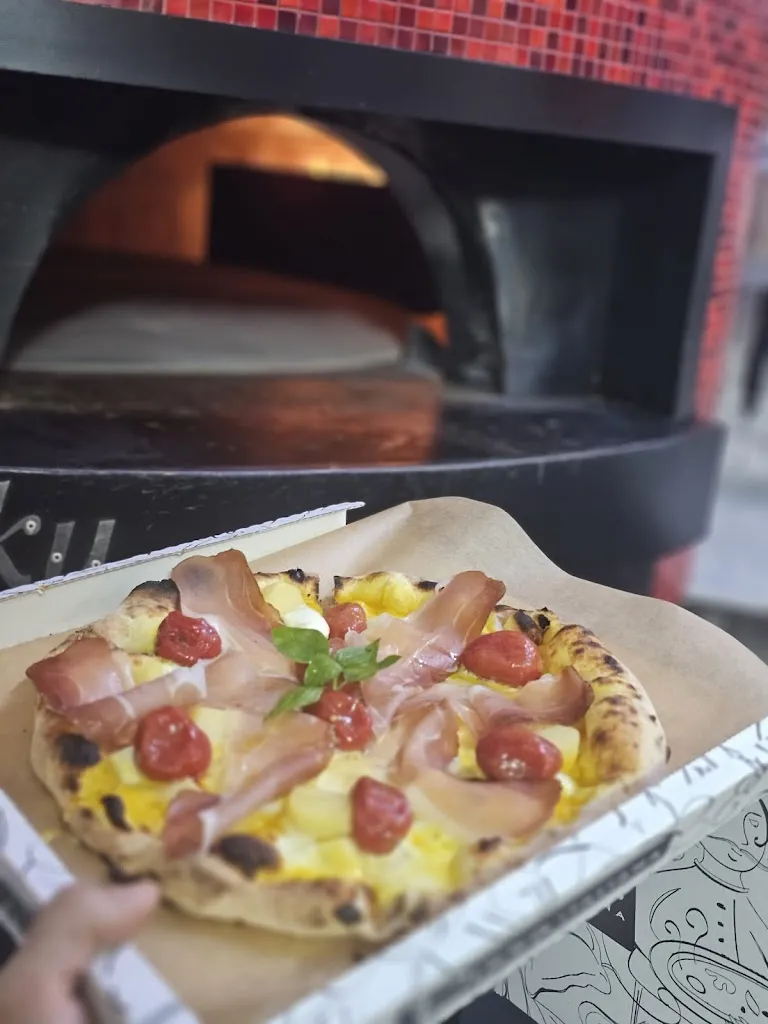 Il Peperoncino restaurant in Valguarnera Caropepe