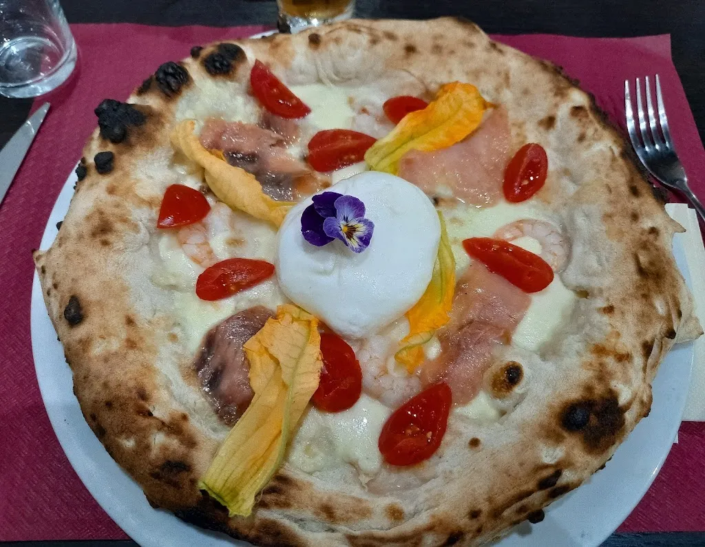 Barbara S_La Bella Napoli_Valguarnera Caropepe_review