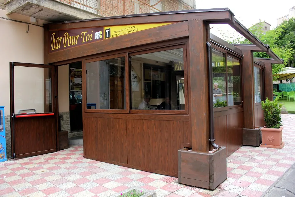 Bar Pour Toi di Cantagallo Basilio restaurant in Troina