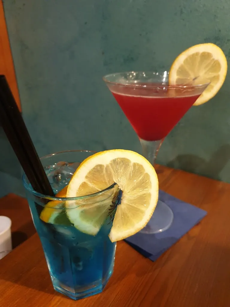 LITTLE ROOM PUB/POLLERIA_Villafrati_slider_image_2