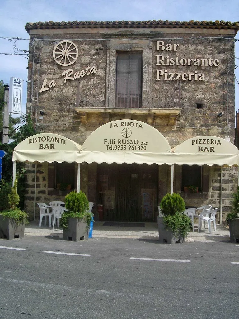 Ristorante Pizzeria La Ruota restaurant in Vizzini
