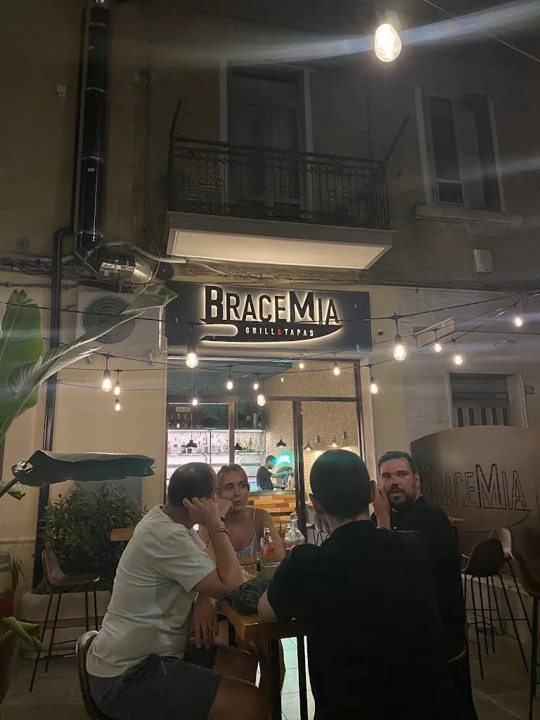 Sabien Simoens_BraceMia_Lucera_review