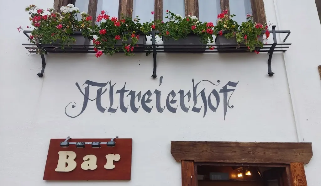 Altreierhof restaurant in Anterivo