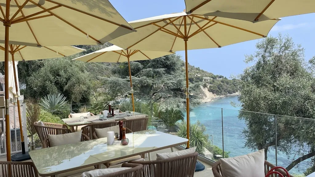 Bar & Restaurant “Mangiare al Mare”- Fusion Food & BBQ restaurant in Ventimiglia di Sicilia