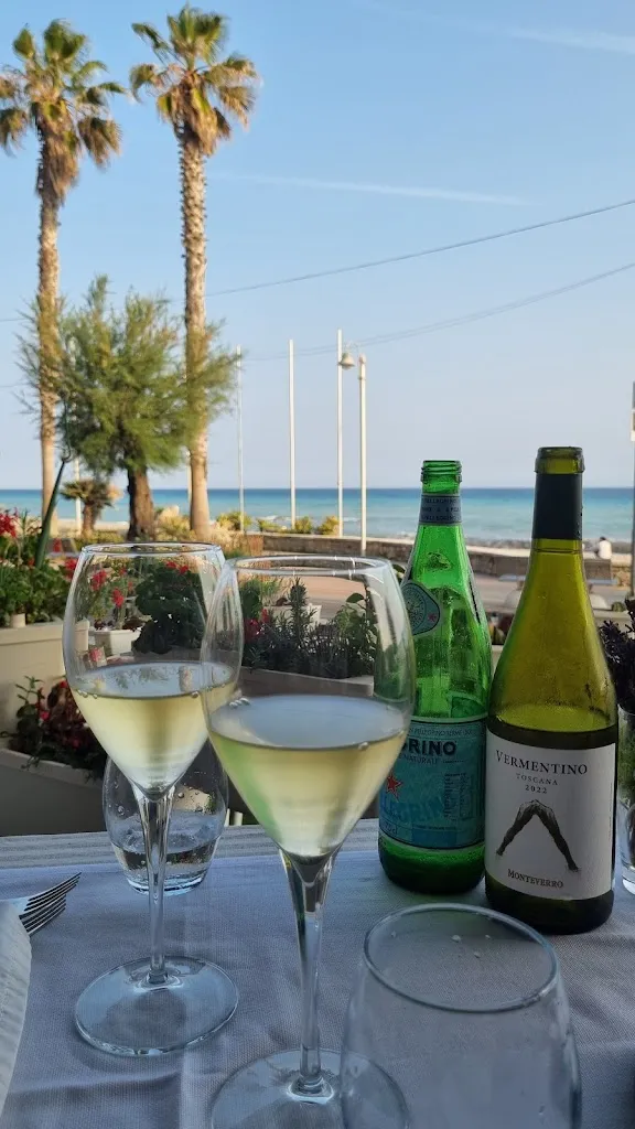 Hans Maarten Vink_La Balena Bianca_Ventimiglia di Sicilia_review