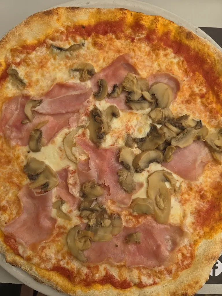 Coralie Rivet-Ducharme_Da Sofia_Ventimiglia di Sicilia_review