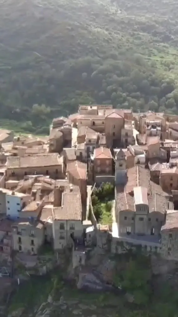 Visit Caltanissetta Sicily_Salto dei Ventimiglia_Ventimiglia di Sicilia_review