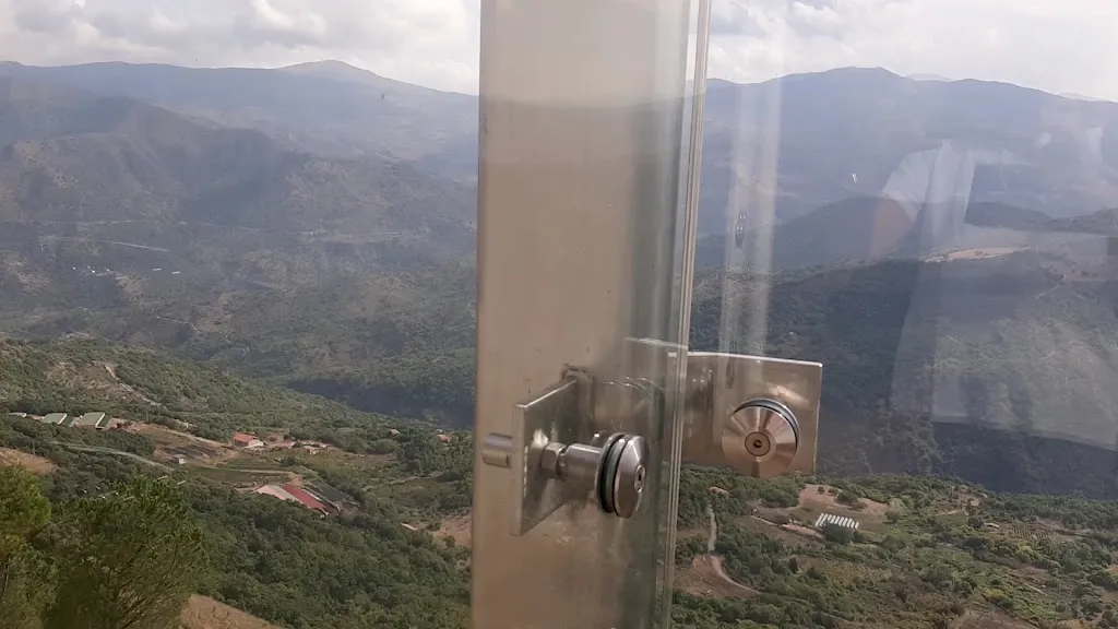 Salto dei Ventimiglia_Ventimiglia di Sicilia_slider_image_2