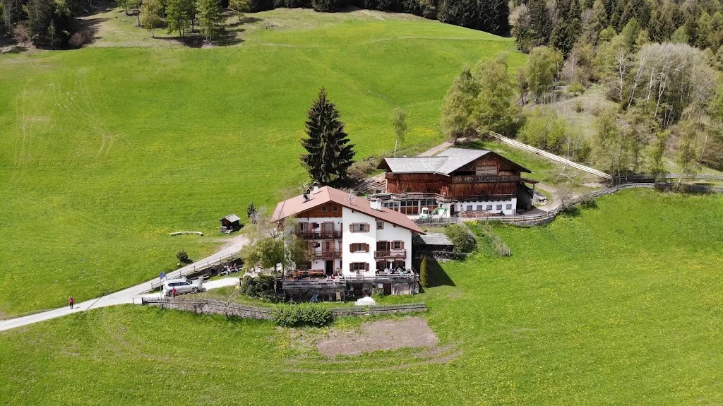 Gasthof Messnerhof restaurant in Barbiano - Barbian