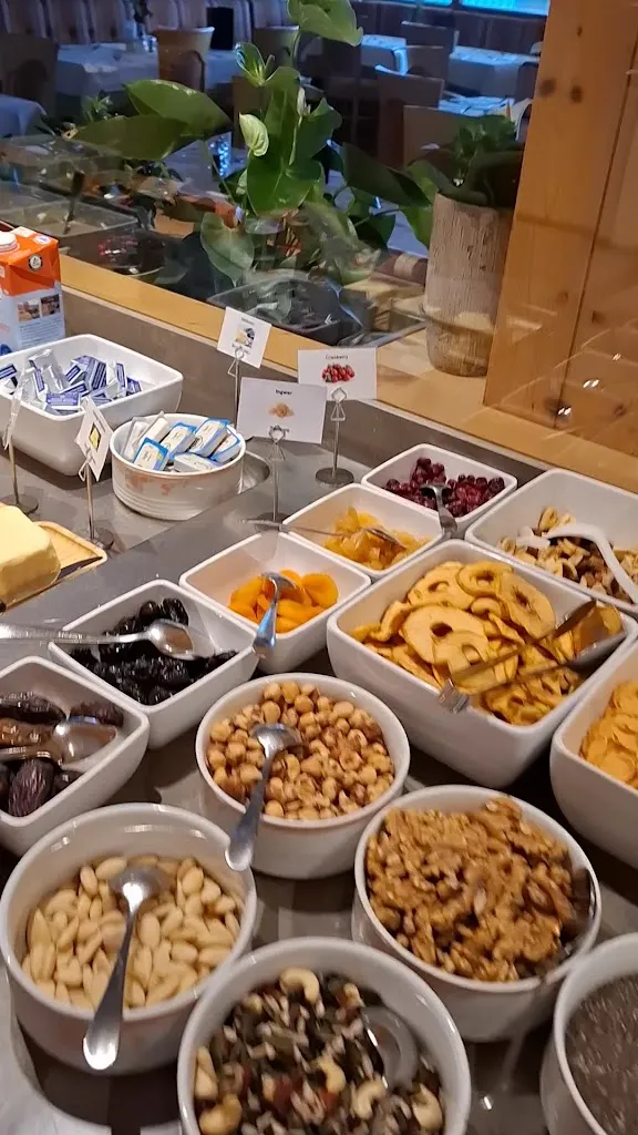 Hotel Sonnenheim restaurant in Avelengo