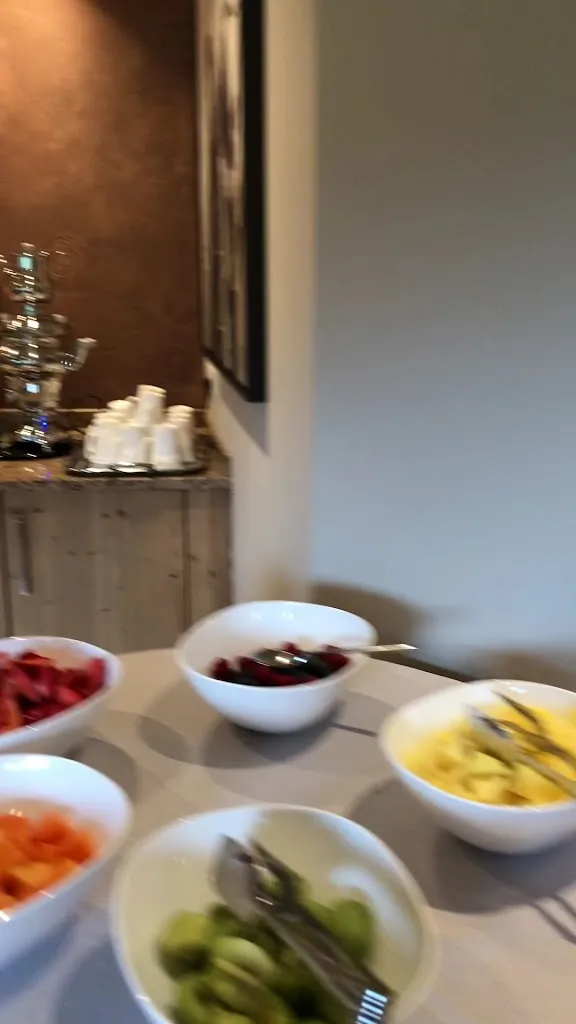 Hotel Der Mesnerwirt restaurant in Avelengo