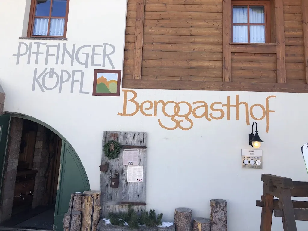 Summer Bowers_Piffinger Köpfl | Bergrestaurant_Avelengo_review