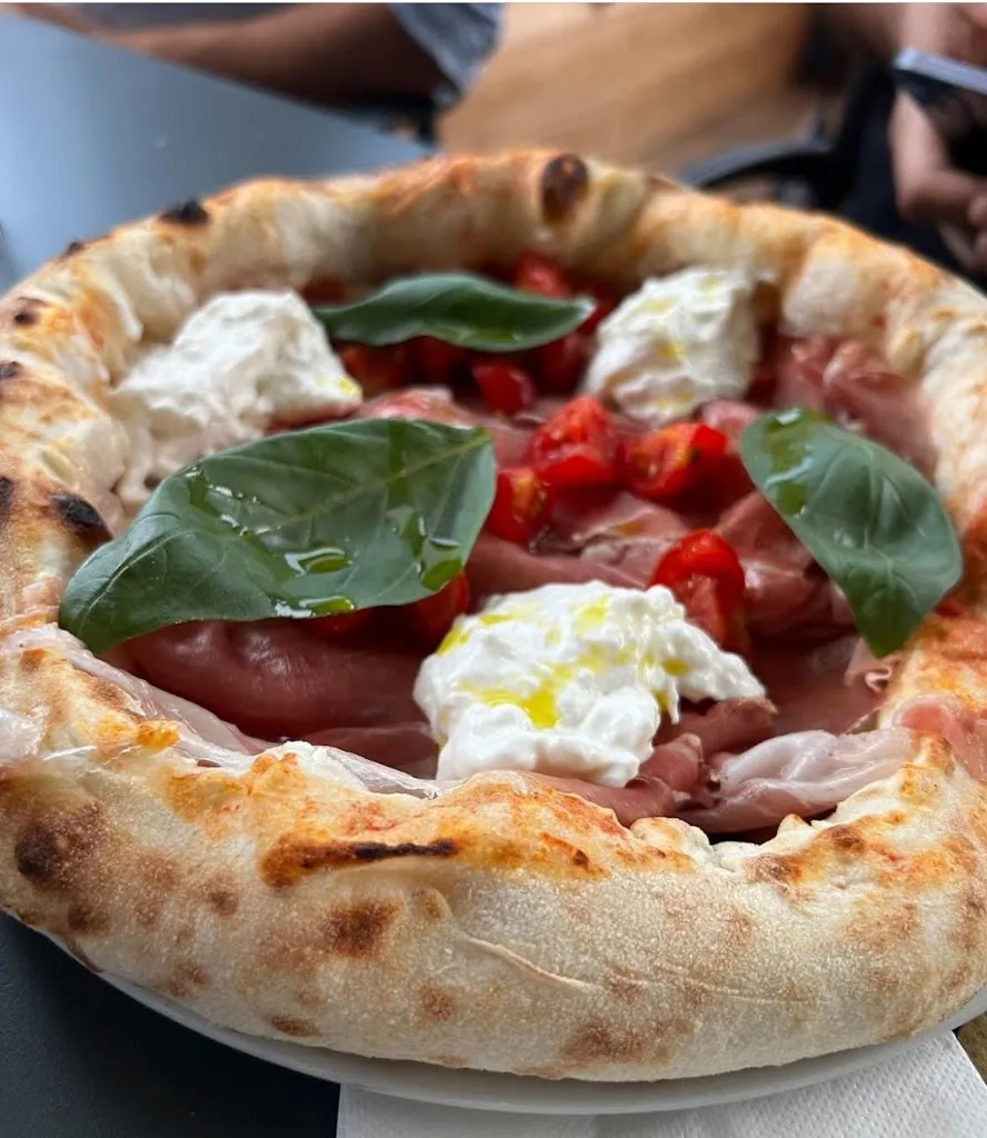 Pizzeria La Talpa Miola_Baselga di Pinè_slider_image_3