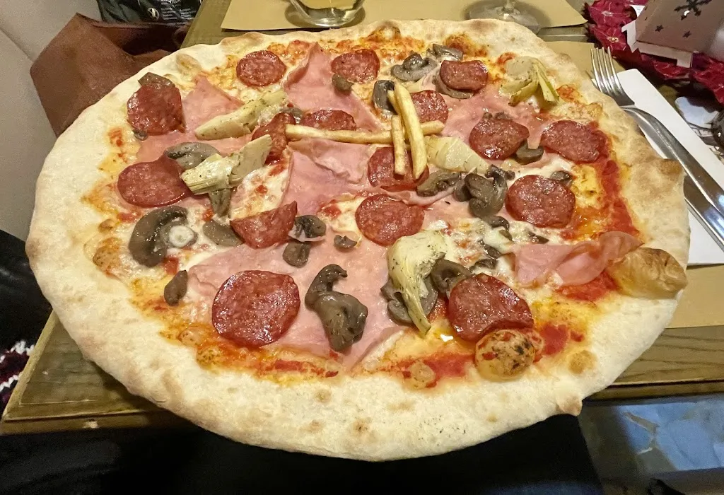 Bar Pizzeria Alpino_Baselga di Pinè_slider_image_3