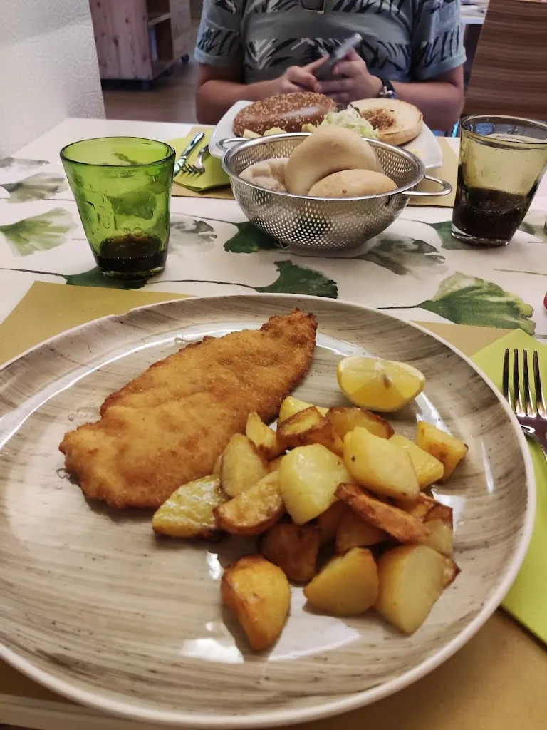 Aleksander Bachrouch_Ristorante Pizzeria La Contea_Bolbeno_review