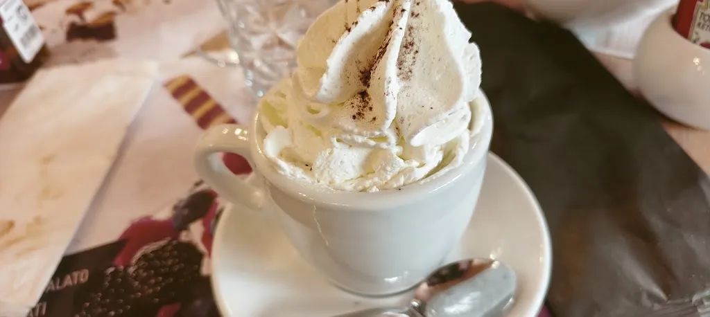 House Music_La Stua_Andalo_review